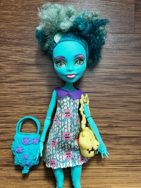 Honey monster high, 