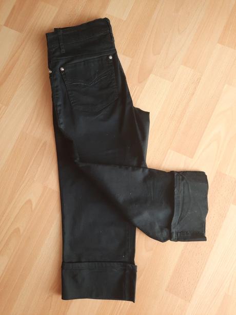 Dámske 3/4 nohavice, 30