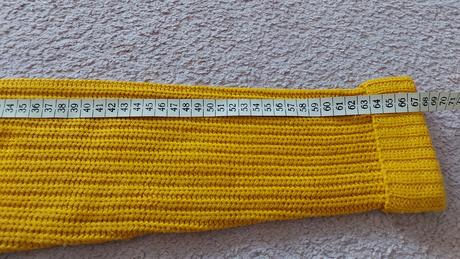 Pulóver horčicovej farby č.146/152, 146