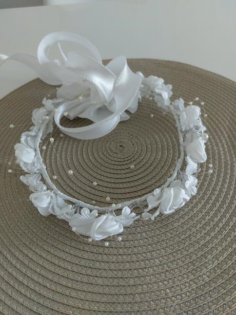 Šaty na 1.sväté príjmanie, 146