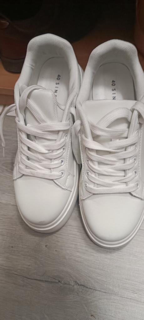 Biele tenisky, sinsay,40