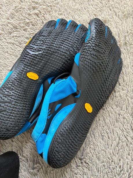 Vibram fuvefingers v.45, 45