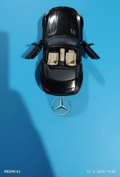 Predám auto mercedes sls amg, 