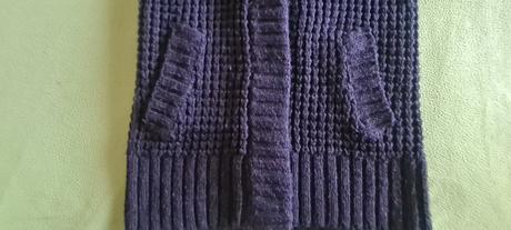 Pletená vestička s kapucou, fishbone,146