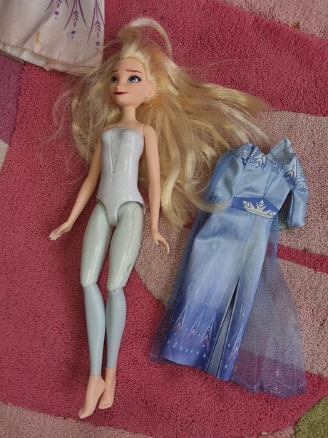Frozen 2 svietiaca elsa, 