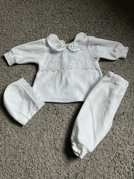 Oblečenie do krstu, 62