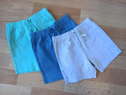 Kraťasy v . 86, f&f,86