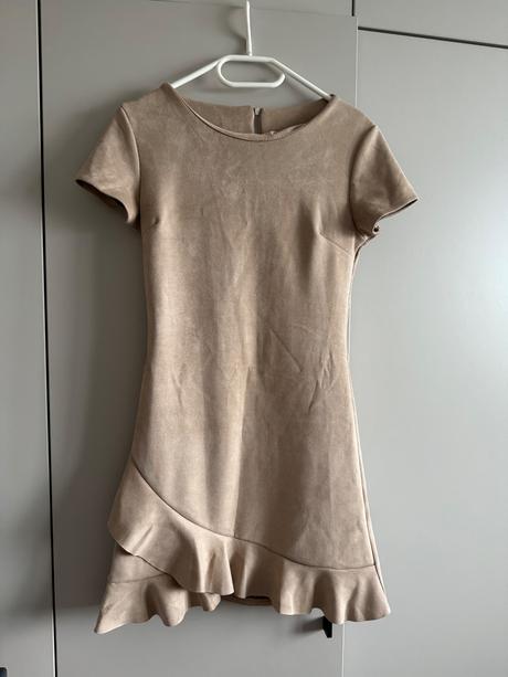 Dámske krémové šaty, s