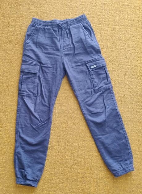 Nohavice, chapter young,152