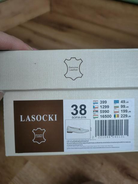 Zlaté mokasiny, lasocki,38