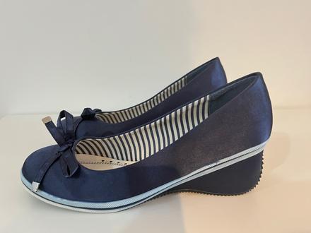 Dámske poltopánky v. 38, 38