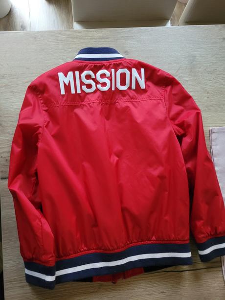 Vetrovka, benetton,128