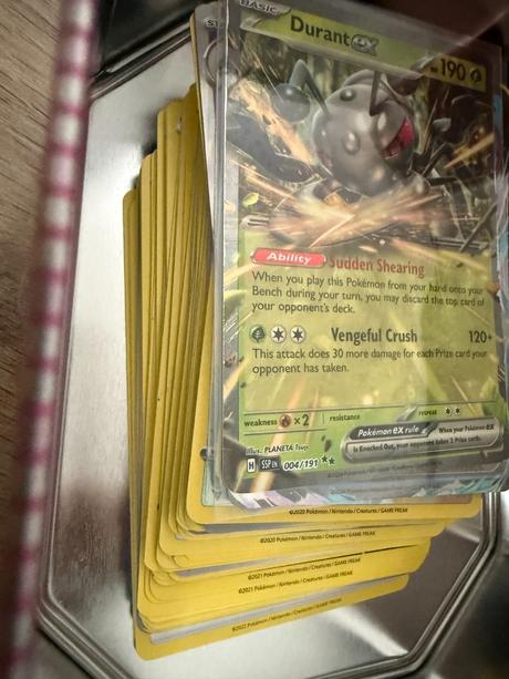 Balík originál pokémom kariet 3x ex, 10x lesklé,, 