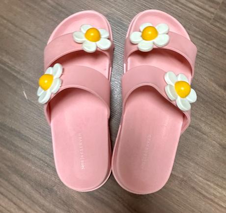 Gumené sandále s kvietkami v. 34/35, reserved,34