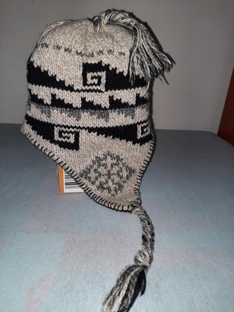 Čiapka s klopami na uši, 56