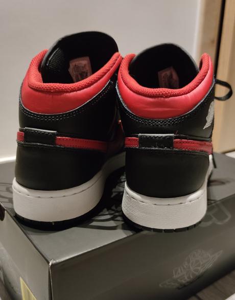 Originálne tenisky jordan air 1mid ako nové, air jordan,39