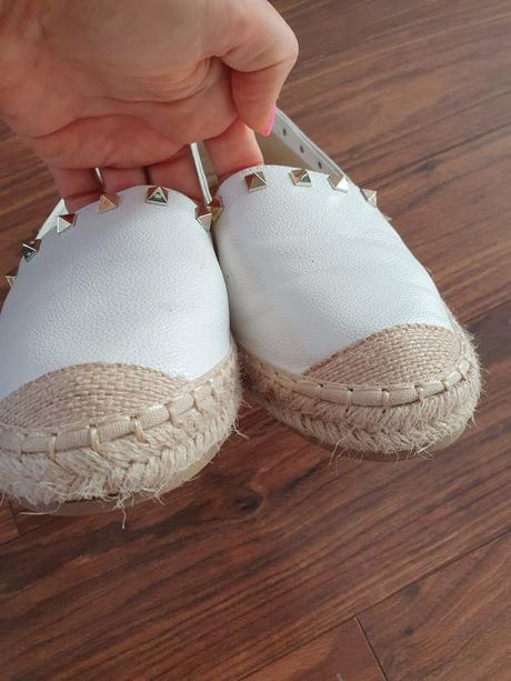 Slip on na štýl valentino rockstud, 40