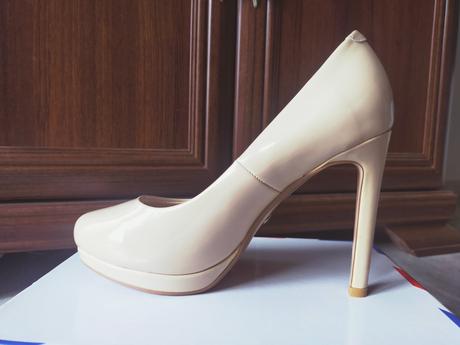 Béžové lodičky, john garfield,37