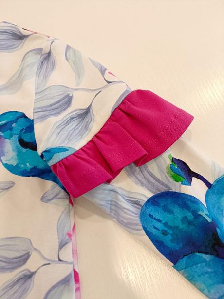 Šaty s kolibríkmi - nové, 104