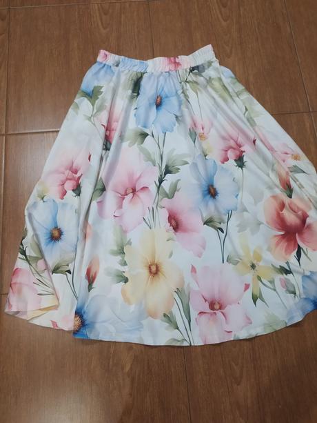 Kvetovana sukňa m/l, l / m