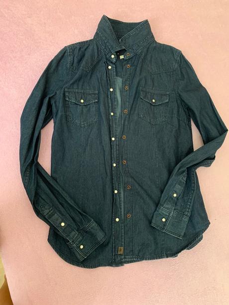 Dámske oblecenie, s