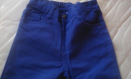 Výrazné modré rifličky -5 r., 104