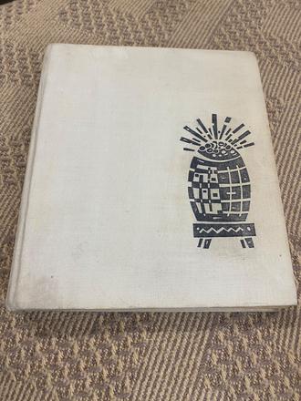 Krásne retro zlaté dukáty v choči povesti z oravy,