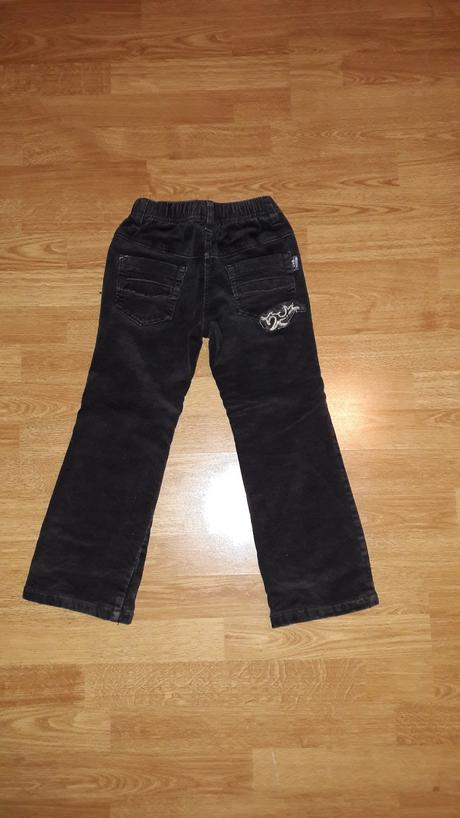 Podsite menzestraky 122-128, 122