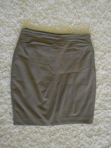 Bledohnedá minisukňa, orsay,36