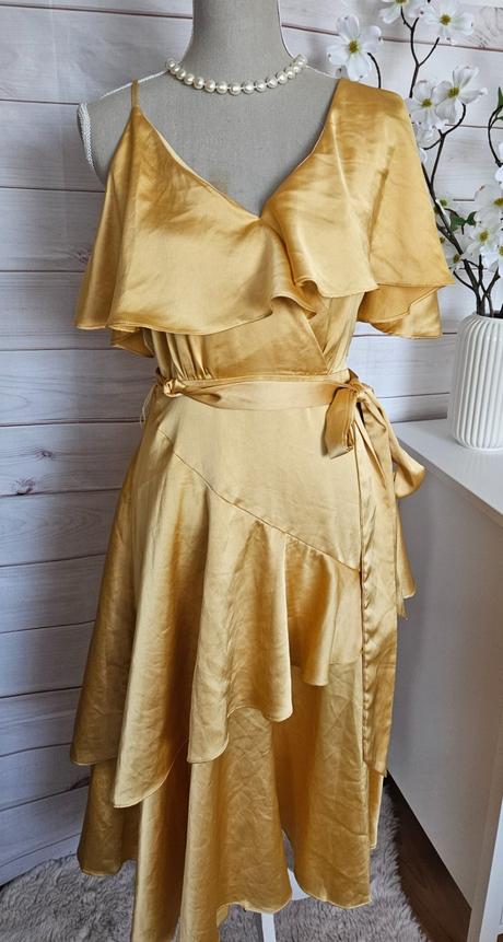 Krásne lahulinké šaty, xs