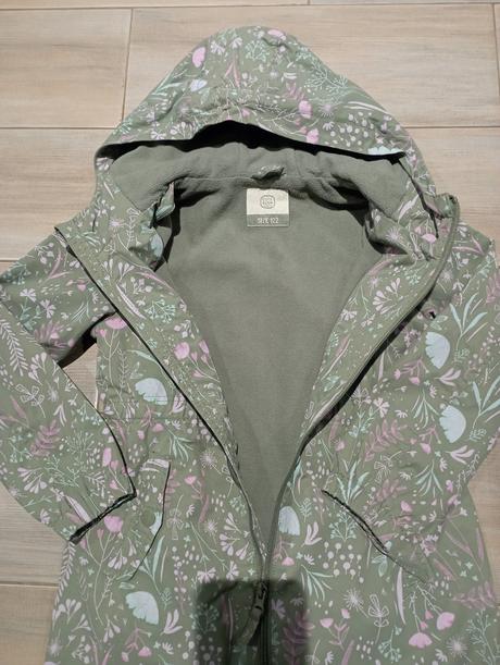 Prechodná bundička, 122