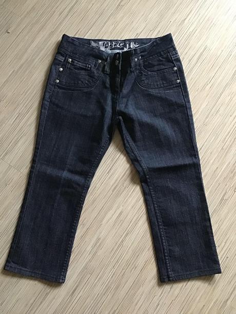 Tristvrtaky abbie, 38