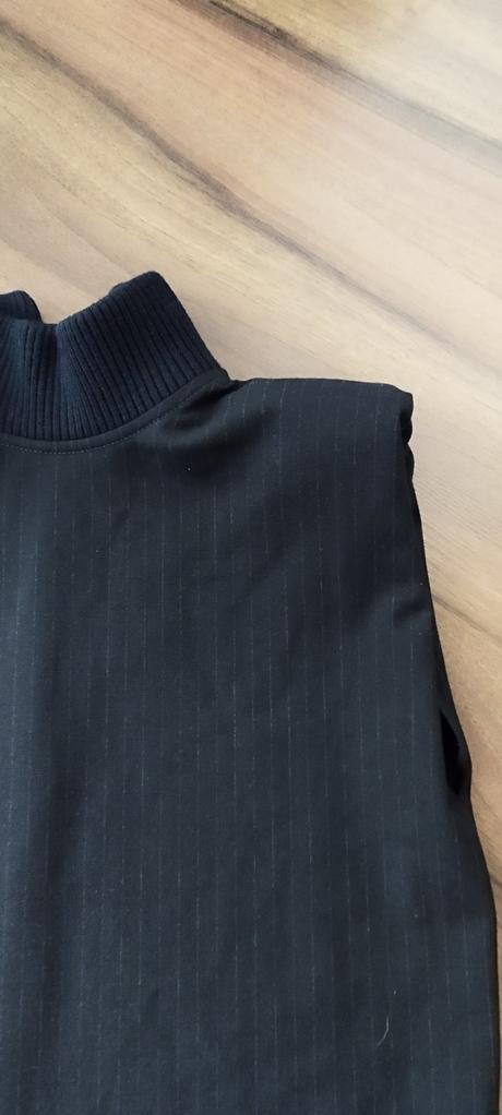 Top zara s vypchávkami, zara,s
