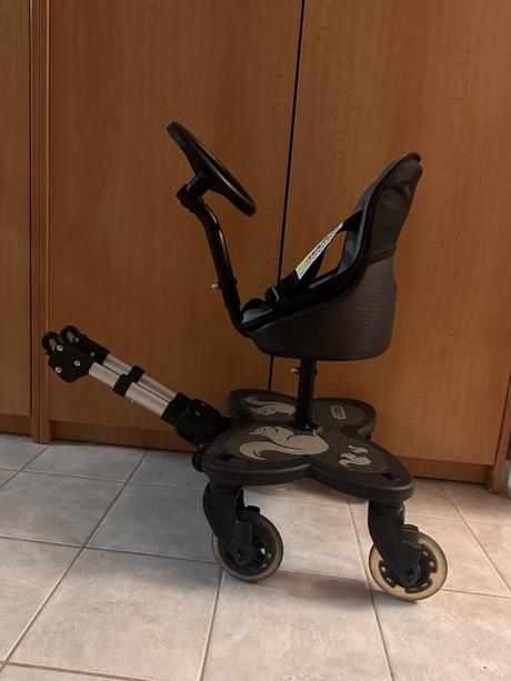 Eichhorn cozy c rider so sedadlom a volantom, 