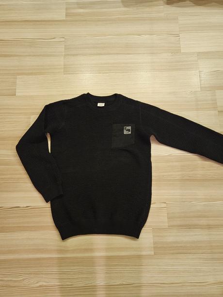 Pulóver 146-152, chapter young,146