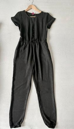 Trblietavý overal, 164