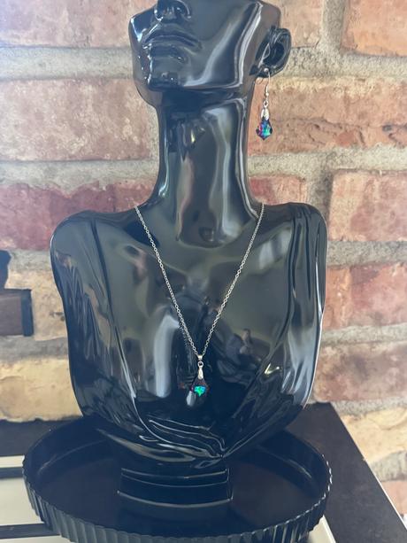 Set náušnice + retiazka s príveskom, 