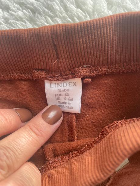 Hnede teplaky lindex a tricko h&m, 68