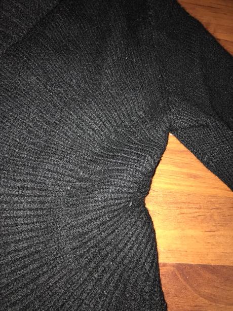 Krásny teplučký elegantný sveter na gombík, l