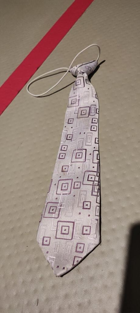 Kravata 3 r., 