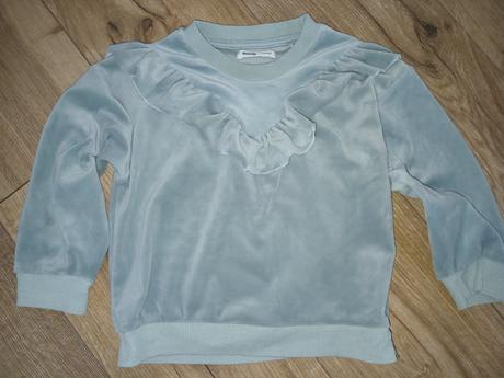 Mikina s volanom super stav, sinsay,116