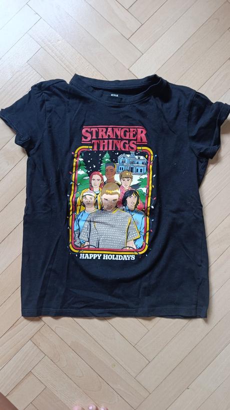 Trička a mikina stranger things, sinsay,146