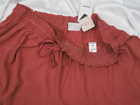 Kvalitné letné kraťasy infinity, 46