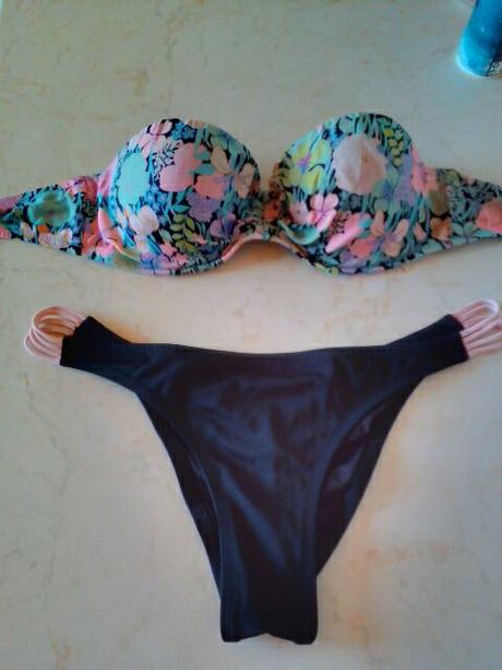 Victoria's secret cierne + kvetovane bikini, victoria's secret,l