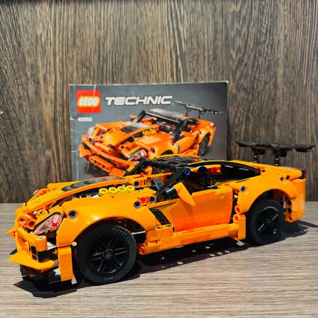 Lego technic chevrolet corvette zr1 42093, 