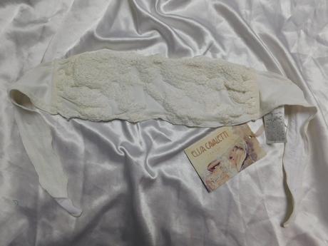 Luxusna plavkova podprsenka,mliečnej farby, 34 / 36 / xs