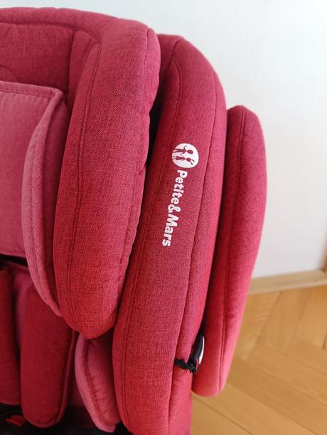 Predám detskú autosedačku značky petite&mars, petite&mars