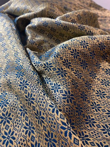 Luxusný krásny prehoz prikrývka deka z malajzie,