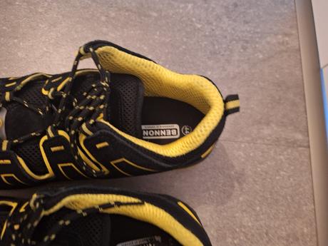 Pracovná obuv, vhodná aj do školy na prax, 44