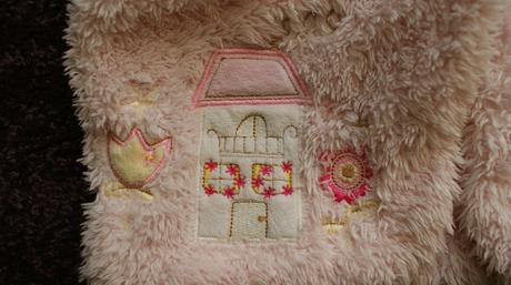 Chlpatkovy kabatik s uskami, 80